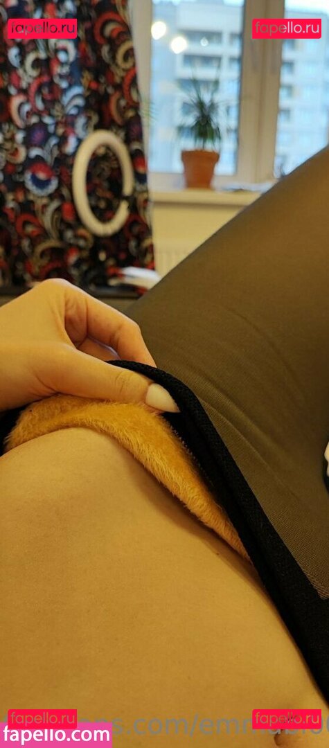 emmabl00m / mich2600 Onlyfans Photo Gallery 