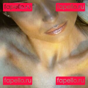 emmabl00m / mich2600 Onlyfans Photo Gallery 