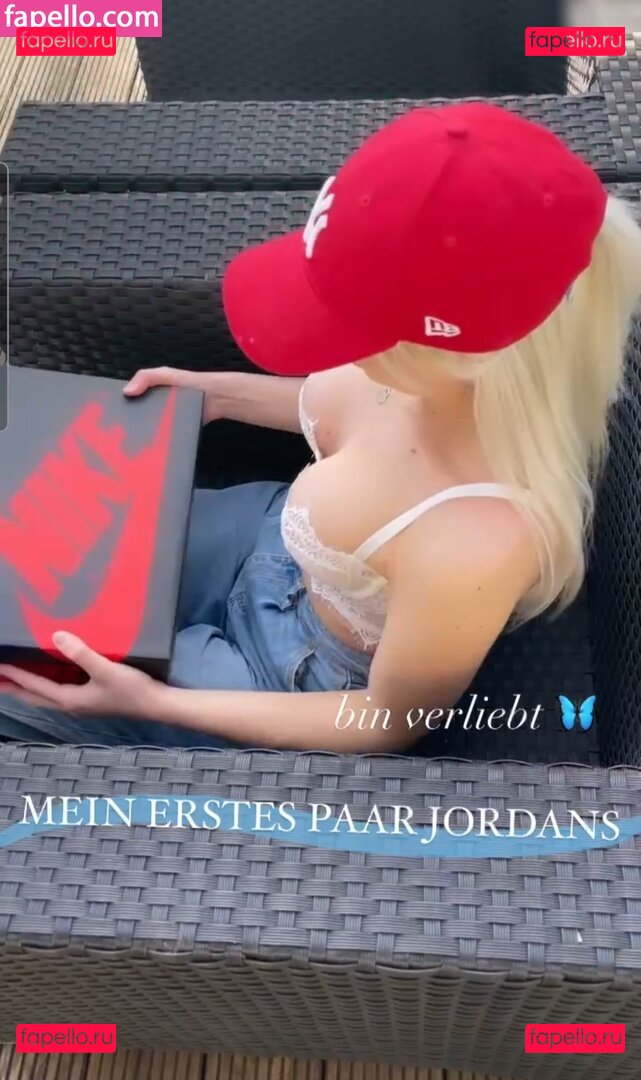 Kim Schiele / kiimsch_ / sarahtoninx9_ Onlyfans Photo Gallery 