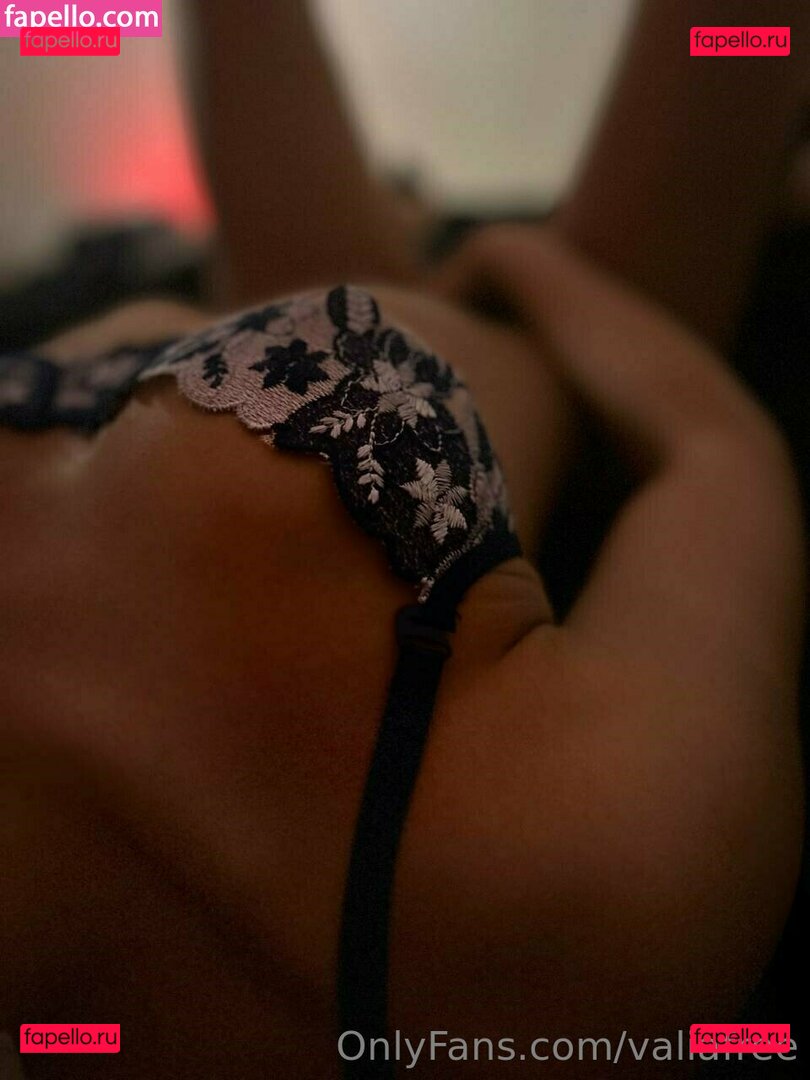 valgarciaaa / valiafree Onlyfans Photo Gallery 