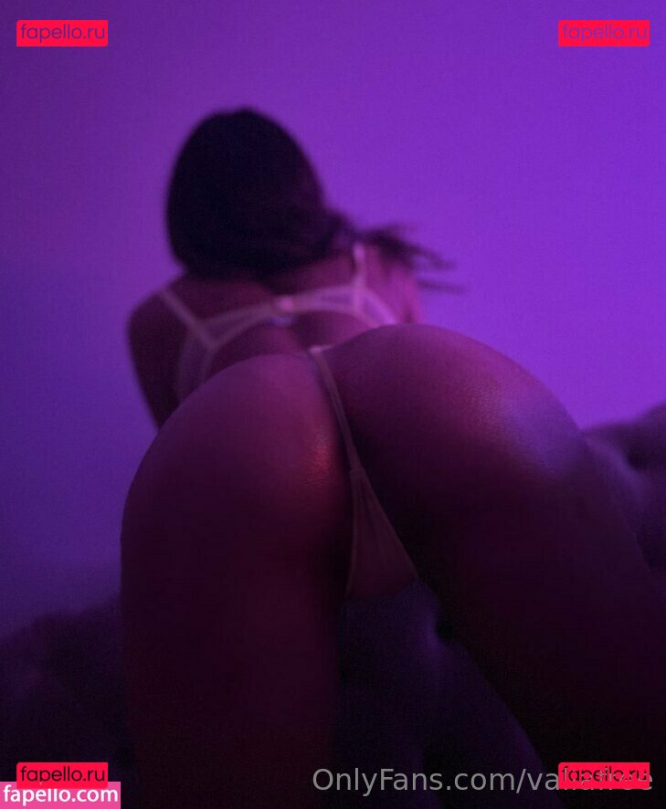 valgarciaaa / valiafree Onlyfans Photo Gallery 