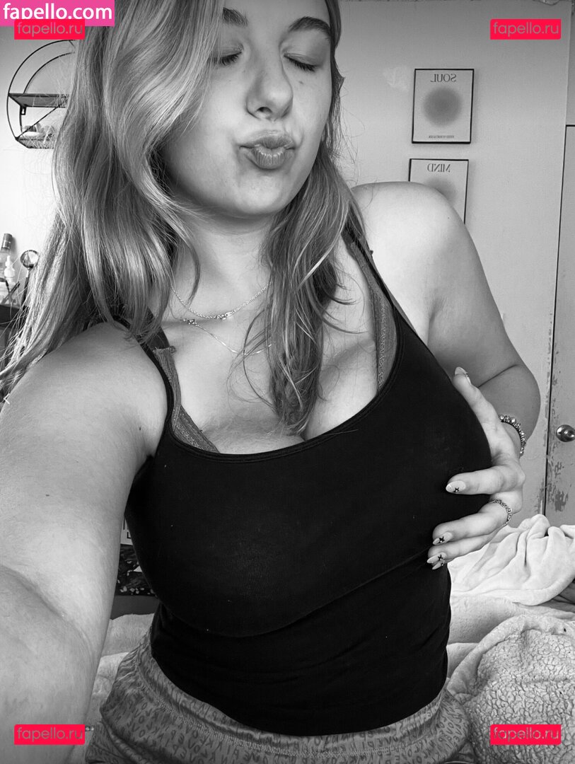 lynntoria / toria.badoria