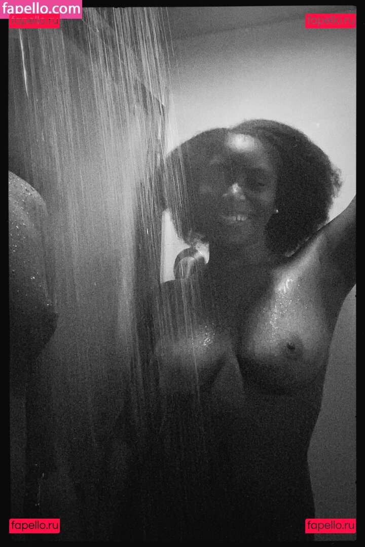 Alicenwndrlandd / alisonwonderland Onlyfans Photo Gallery 