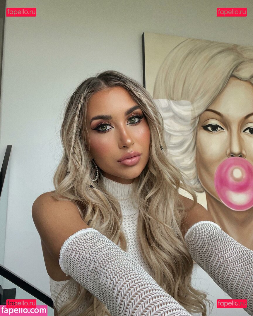 Nikita Sullivan / nikkisandiego