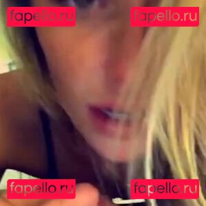 Samantha Hoopes / samanthahoopes