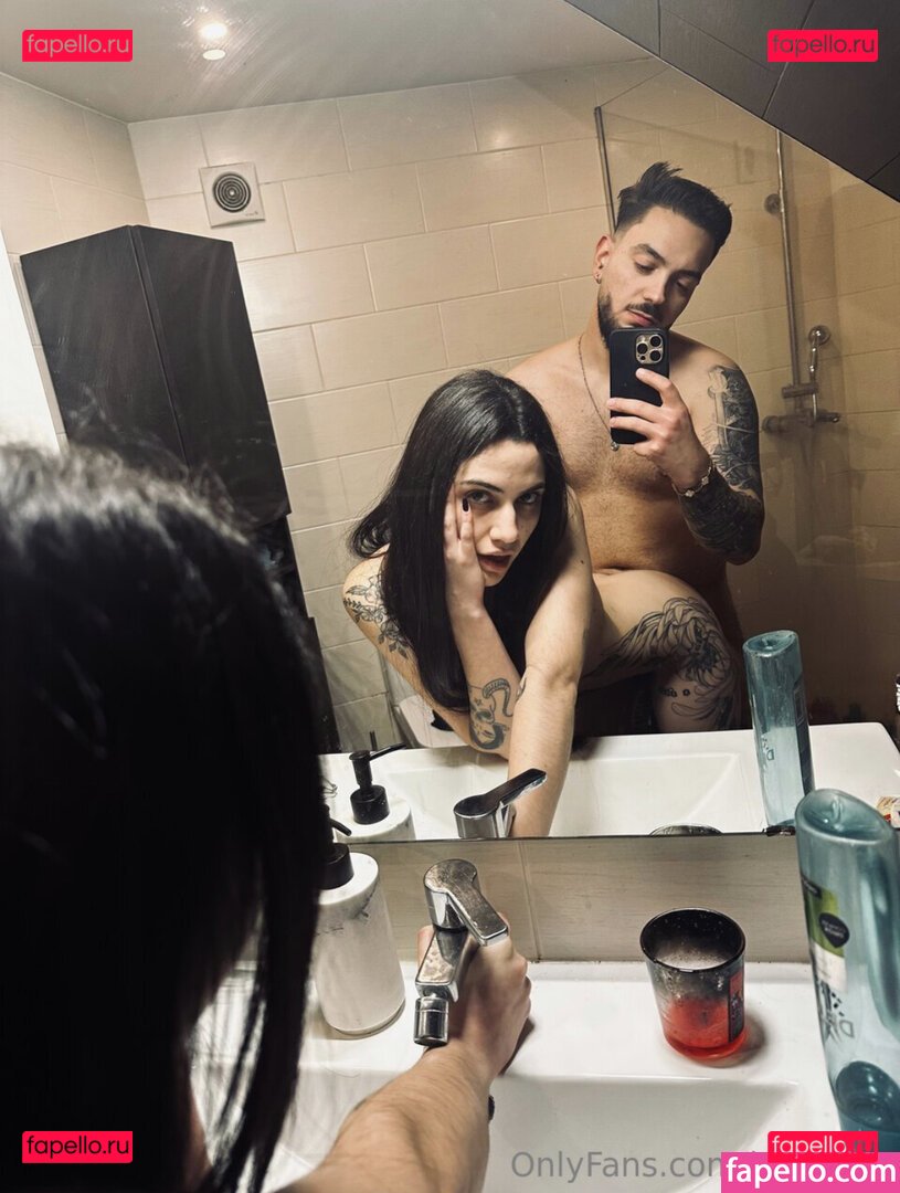 insanity / inseniity Onlyfans Photo Gallery 