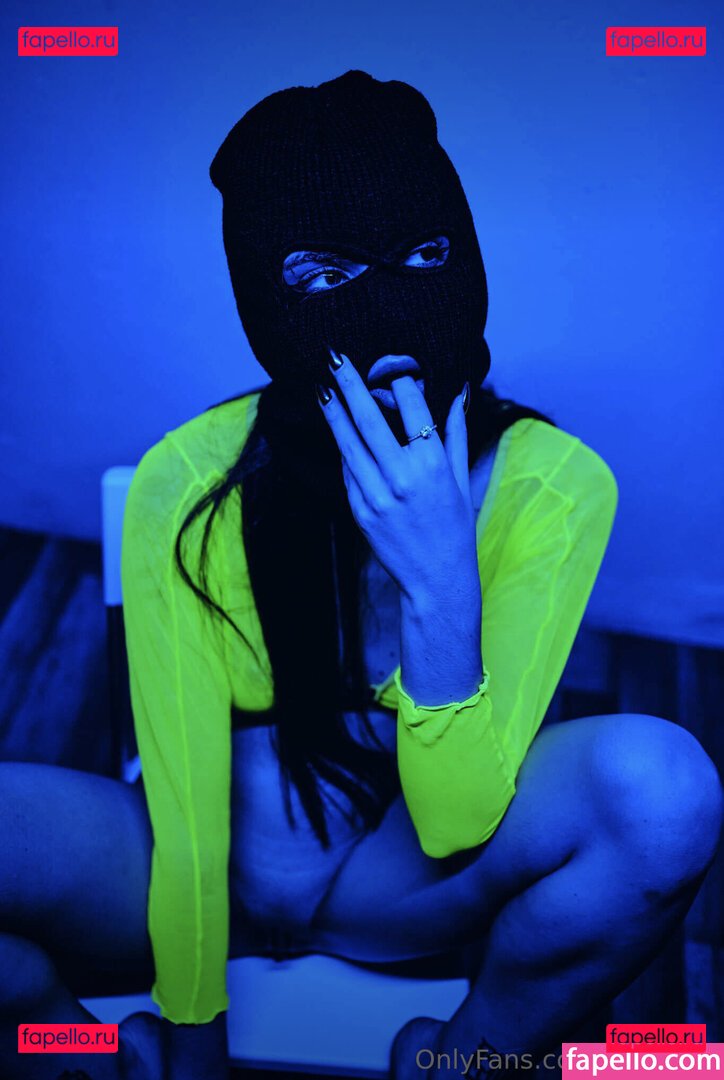 insanity / inseniity Onlyfans Photo Gallery 