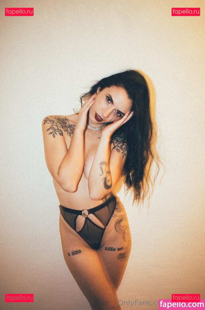 insanity / inseniity Onlyfans Photo Gallery 