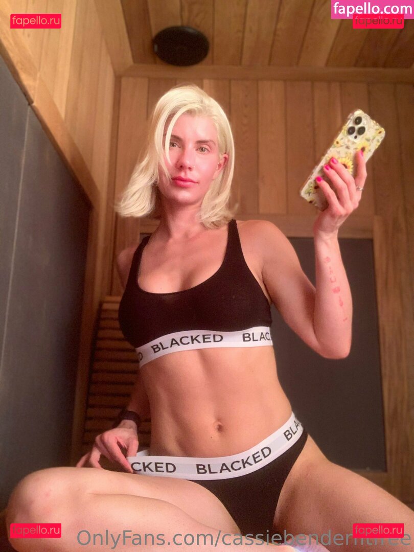 cassiebenderfit / cassiebenderfitfree Onlyfans Photo Gallery 