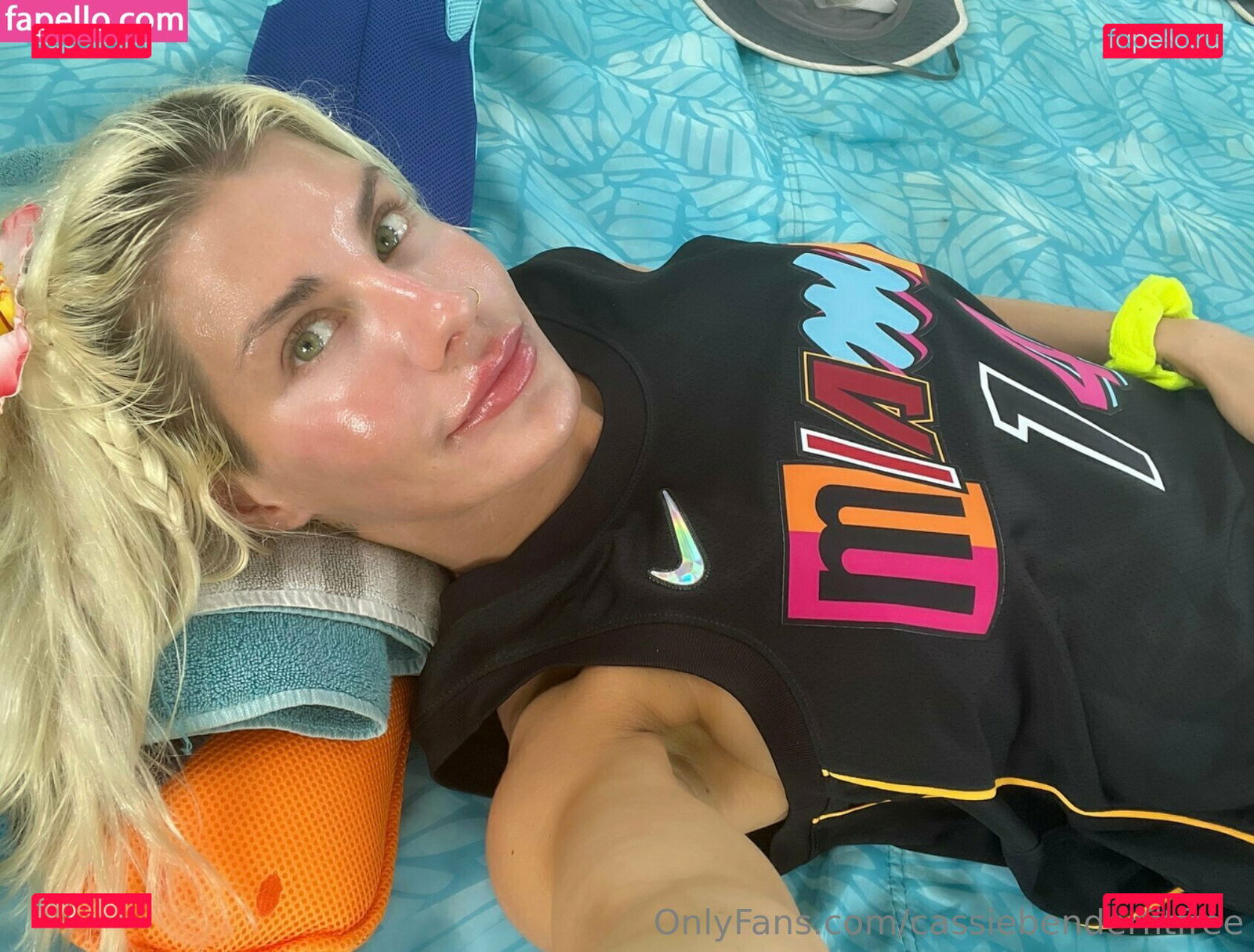 cassiebenderfit / cassiebenderfitfree Onlyfans Photo Gallery 