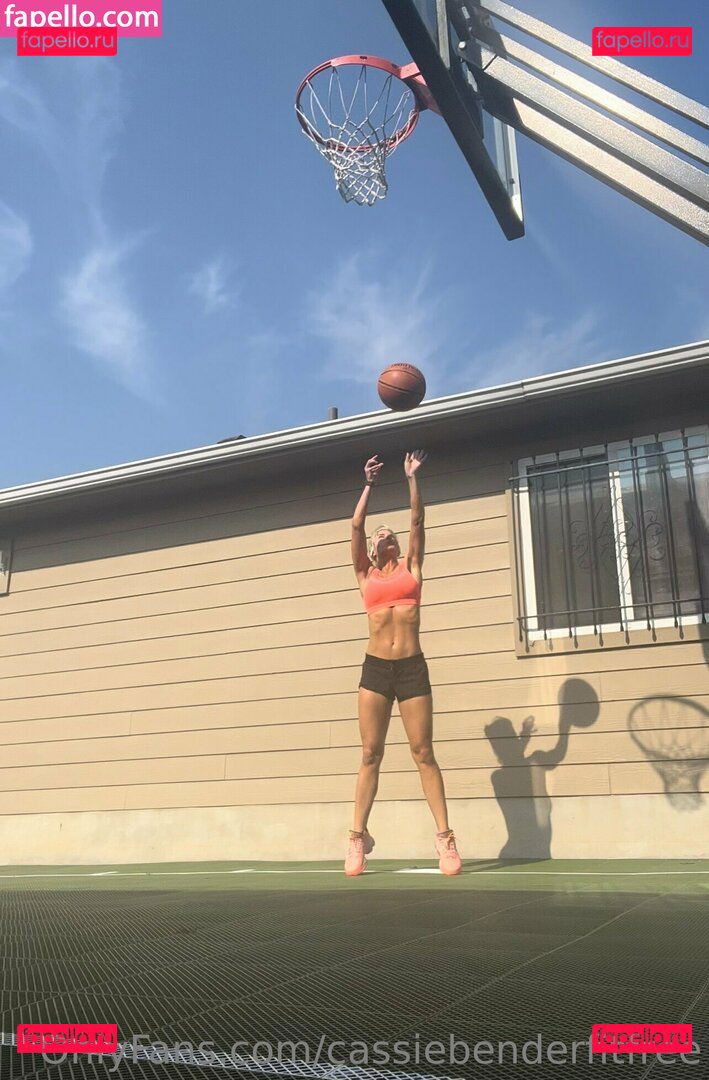 cassiebenderfit / cassiebenderfitfree Onlyfans Photo Gallery 