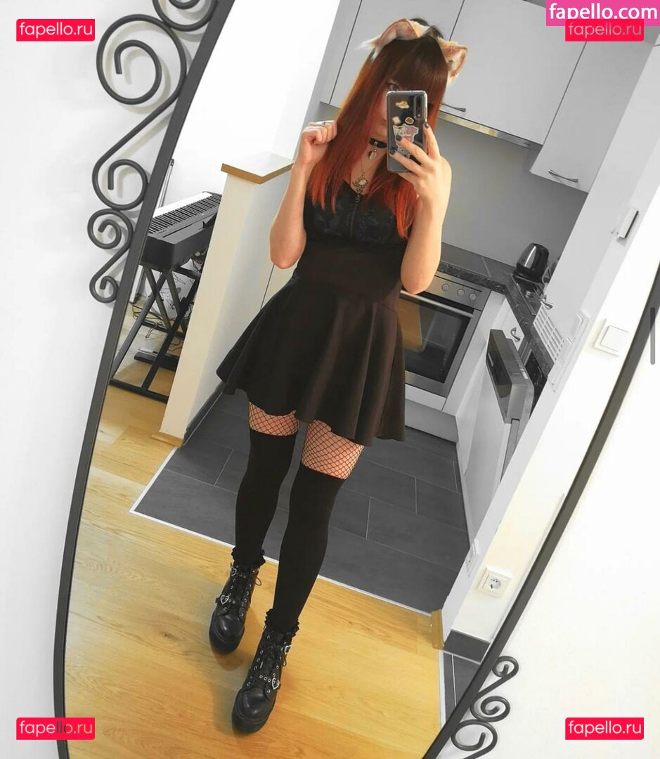 ManaRuka / melenamariarya Onlyfans Photo Gallery 