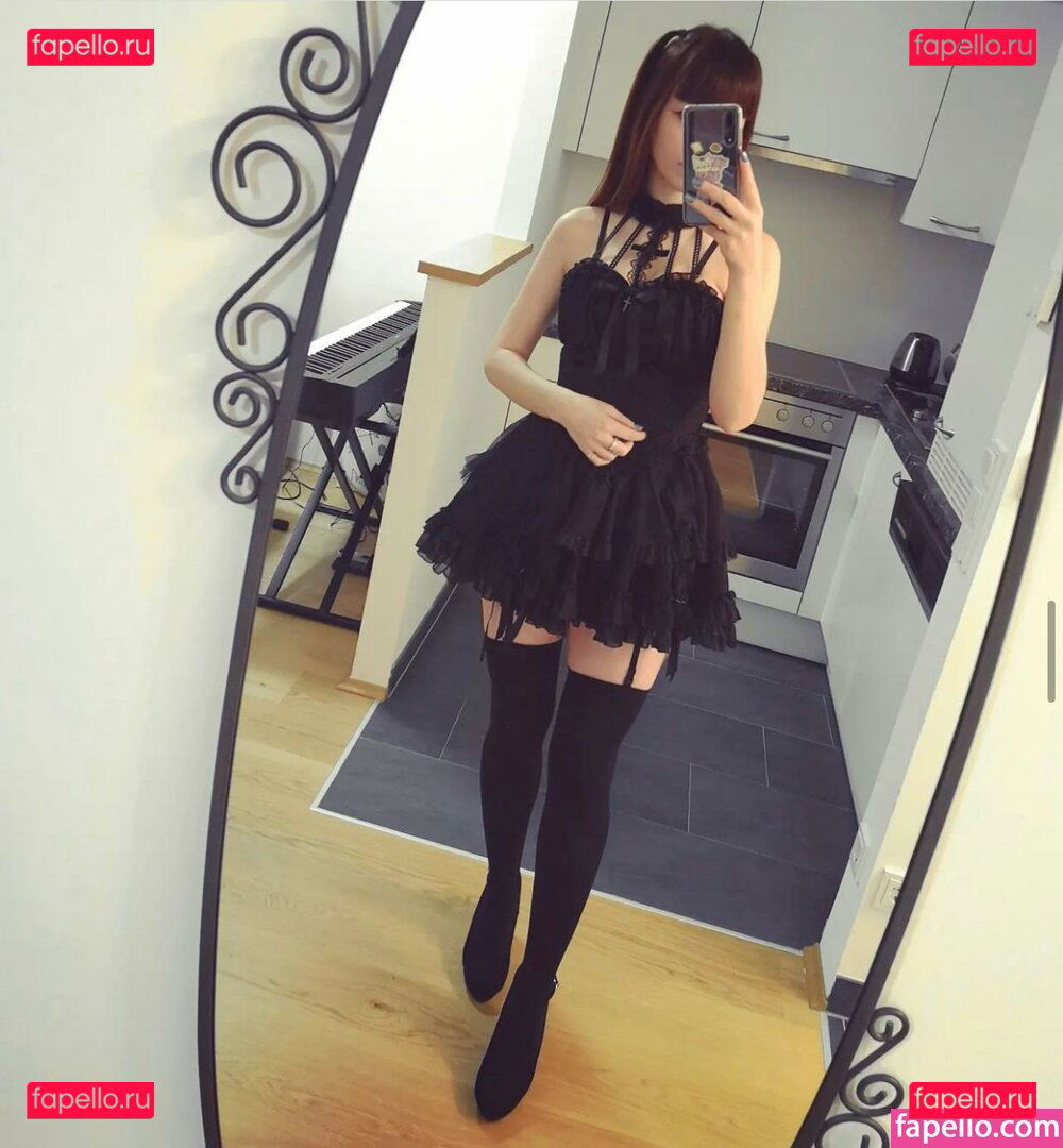 ManaRuka / melenamariarya Onlyfans Photo Gallery 