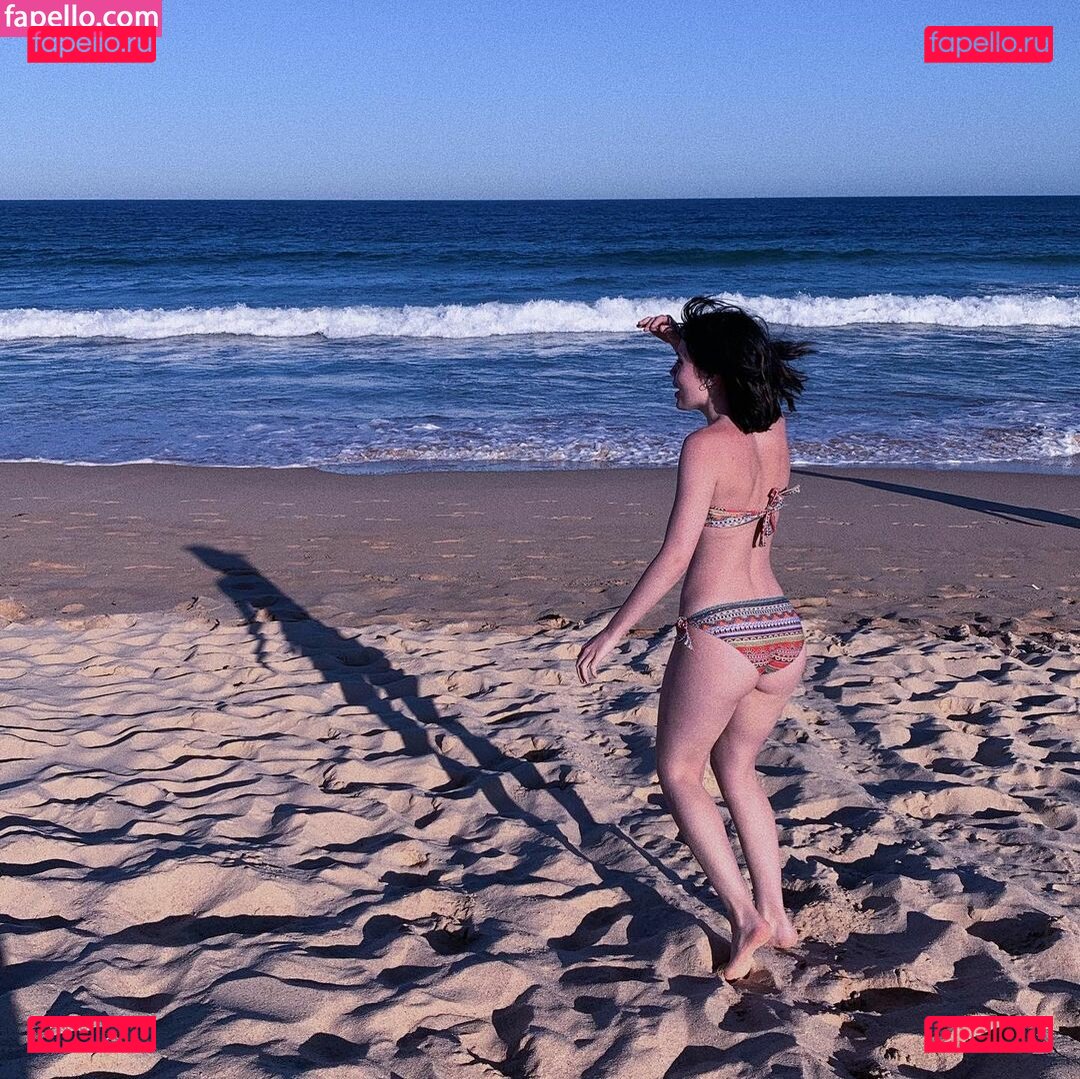 Mia Rodriguez / mia.rodriguez.z.z / miaaarodriguezzz / miarodriguezfeet Onlyfans Photo Gallery 