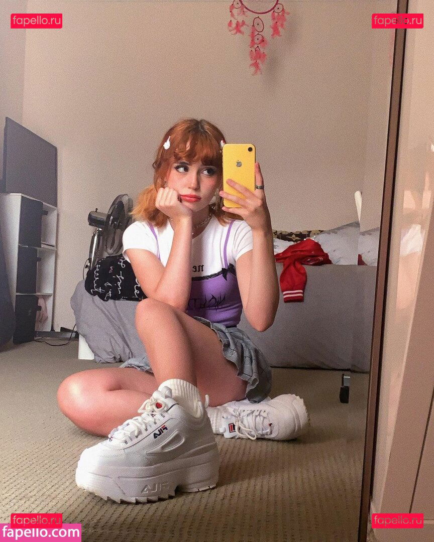 Mia Rodriguez / mia.rodriguez.z.z / miaaarodriguezzz / miarodriguezfeet Onlyfans Photo Gallery 