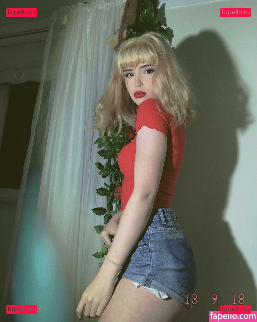 Mia Rodriguez / mia.rodriguez.z.z / miaaarodriguezzz / miarodriguezfeet Onlyfans Photo Gallery 