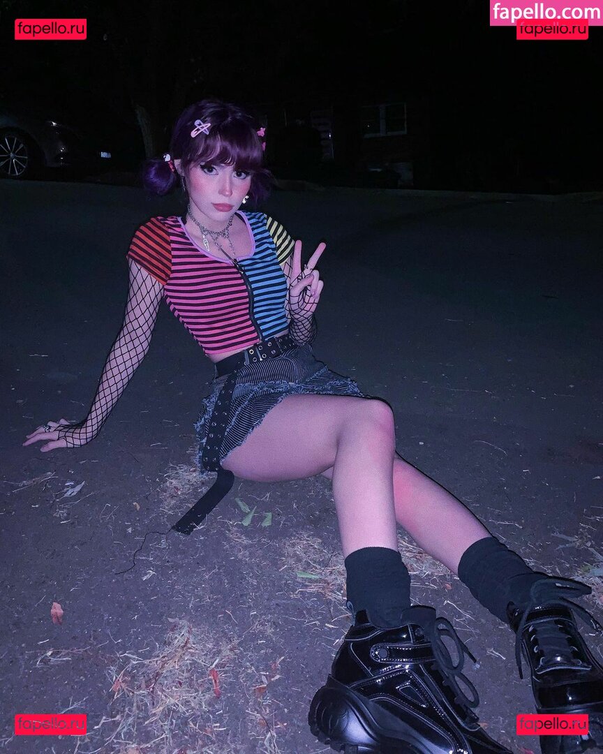 Mia Rodriguez / mia.rodriguez.z.z / miaaarodriguezzz / miarodriguezfeet Onlyfans Photo Gallery 