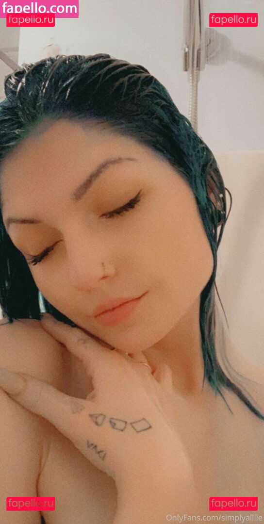 simplyalliie Onlyfans Photo Gallery 