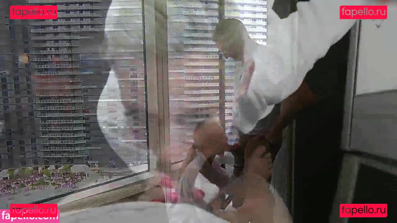 Dirty Tina / dirtytina / dirtytina_official / milfdirtytina Onlyfans Photo Gallery 