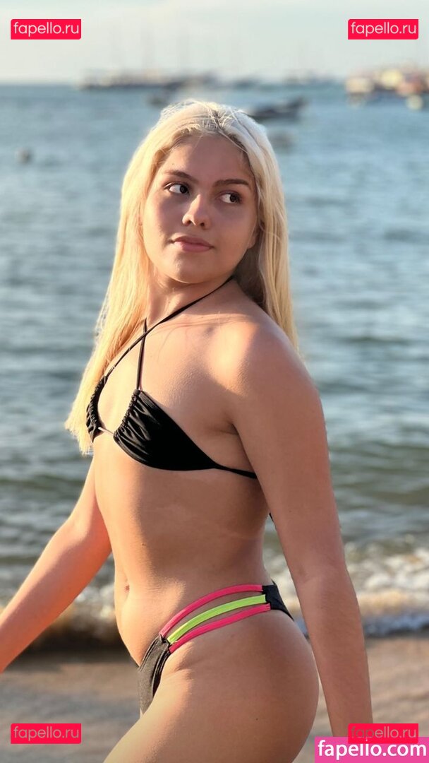 Daniela Nascimento / The.daniii / daniinsfw Onlyfans Photo Gallery 