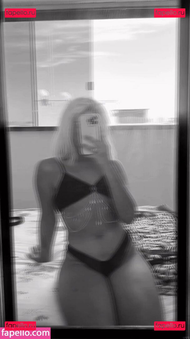 Daniela Nascimento / The.daniii / daniinsfw Onlyfans Photo Gallery 