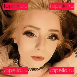 Sammy / TheGoldenGoddes / goldenfuckinggoddess Onlyfans Photo Gallery 