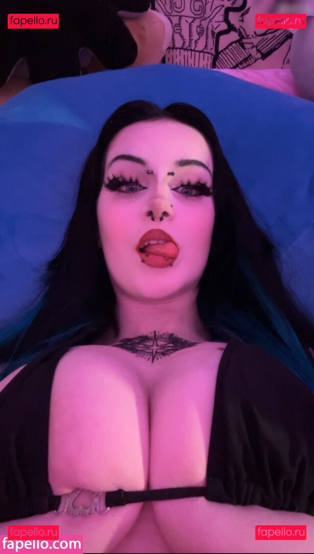 Sylvieesxo / sylvieesdiary Onlyfans Photo Gallery 