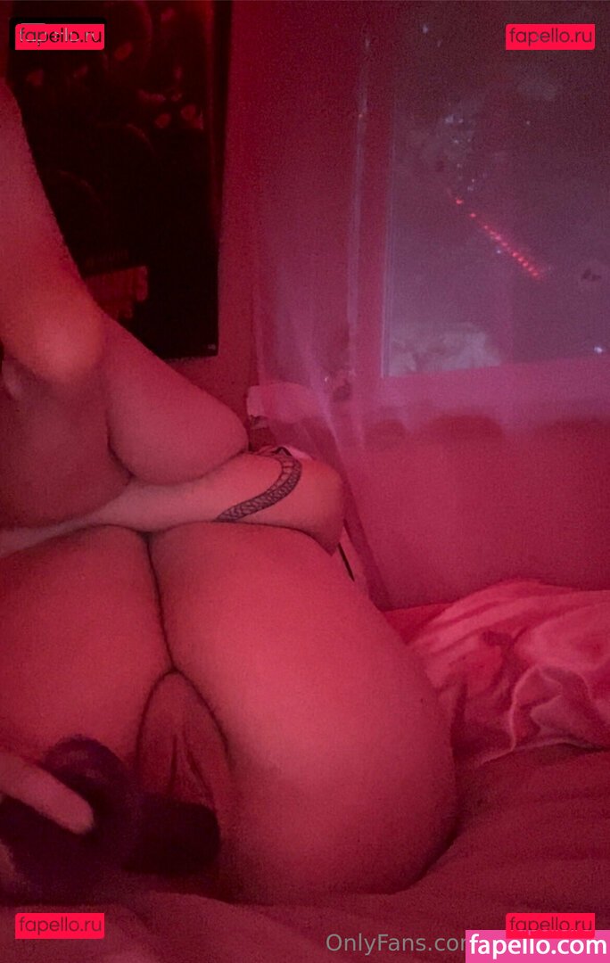 Sylvieesxo / sylvieesdiary Onlyfans Photo Gallery 