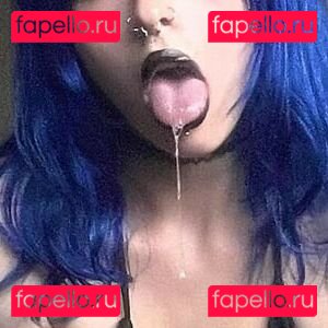 bluehairedgoth / bluehairgothgrl Onlyfans Photo Gallery 