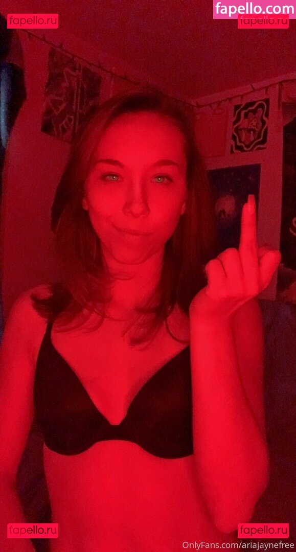 ariajaynefree / juanjar98 Onlyfans Photo Gallery 