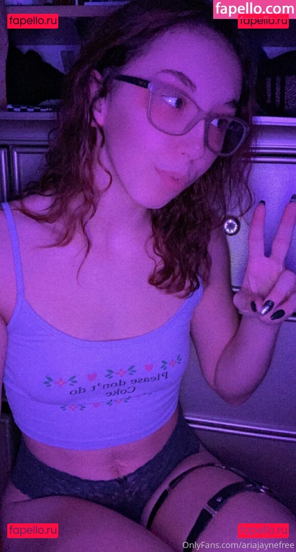 ariajaynefree / juanjar98 Onlyfans Photo Gallery 