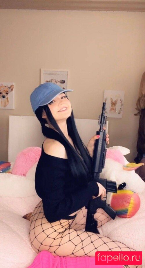 strawbeariemilkk Onlyfans Photo Gallery 