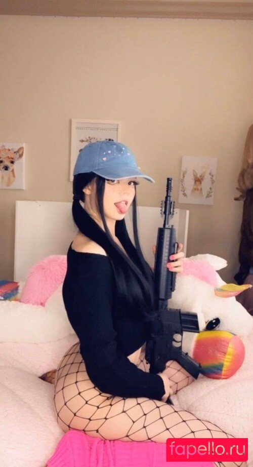 strawbeariemilkk Onlyfans Photo Gallery 