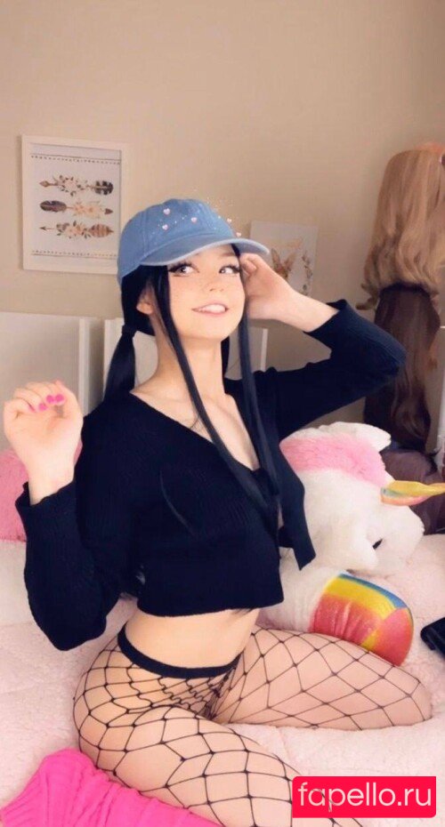 strawbeariemilkk Onlyfans Photo Gallery 