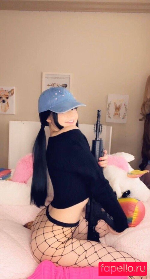 strawbeariemilkk Onlyfans Photo Gallery 