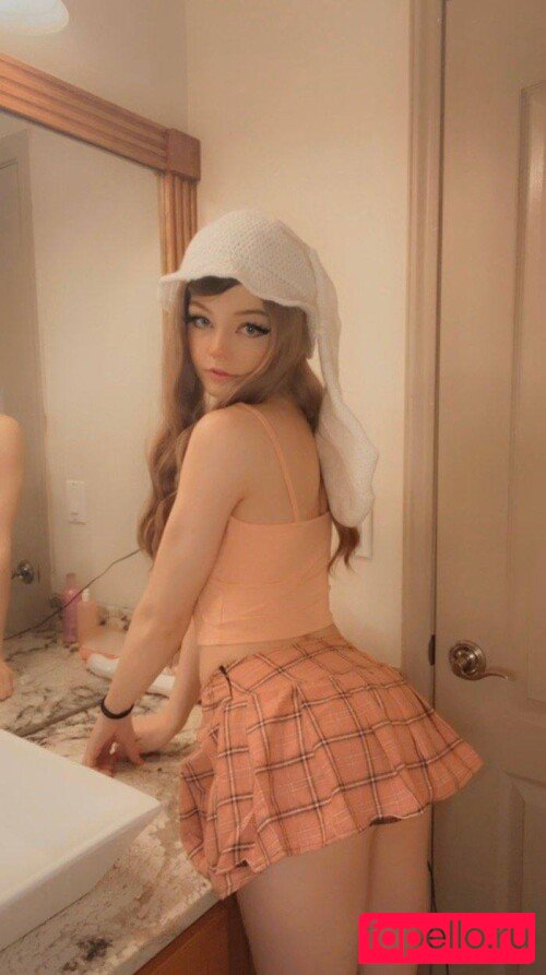 strawbeariemilkk Onlyfans Photo Gallery 