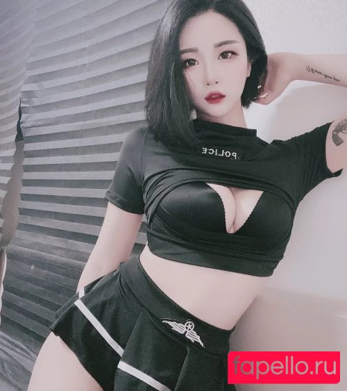 Girl Crush Bomi Onlyfans Photo Gallery 