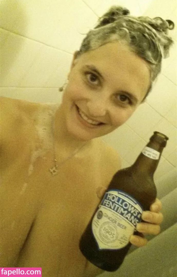 Avery Harwood Onlyfans Photo Gallery 