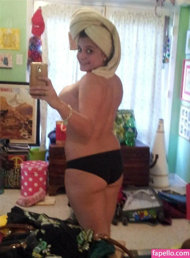 Avery Harwood Onlyfans Photo Gallery 