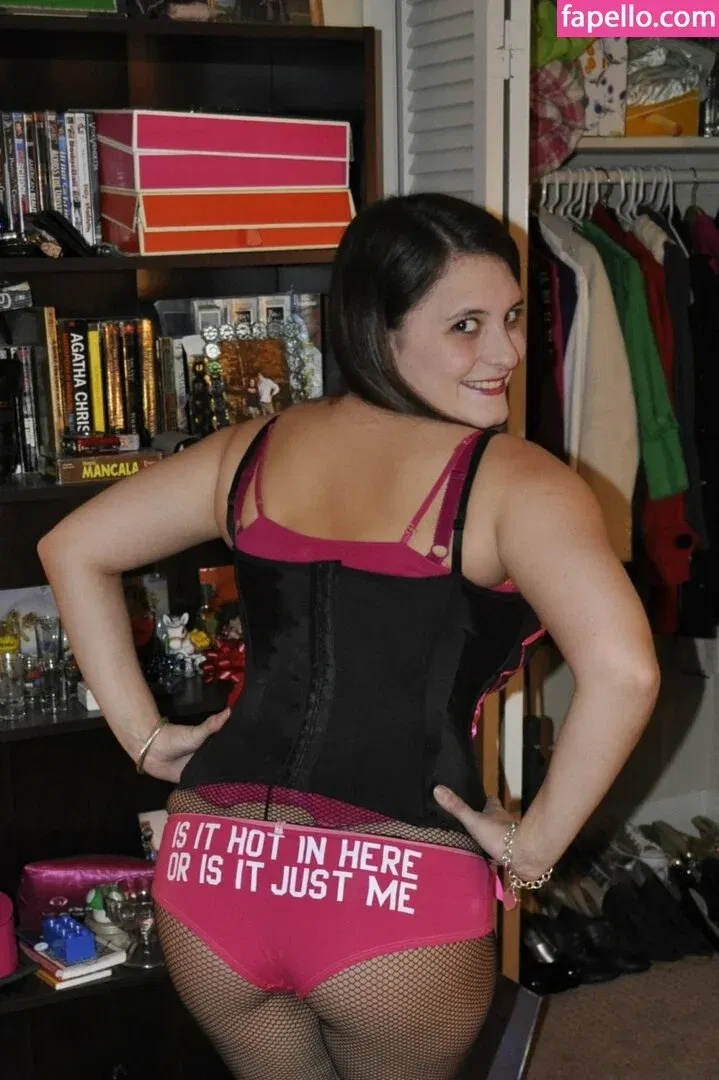 Avery Harwood Onlyfans Photo Gallery 