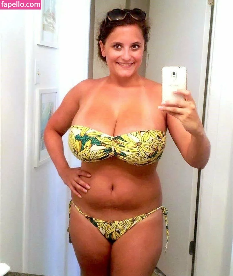 Avery Harwood Onlyfans Photo Gallery 