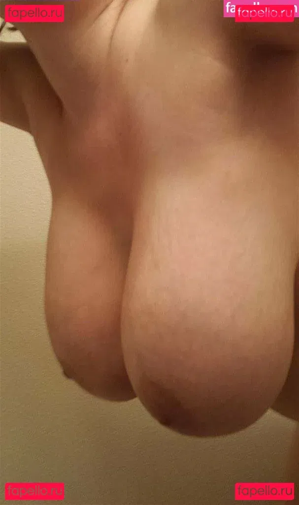 Avery Harwood Onlyfans Photo Gallery 