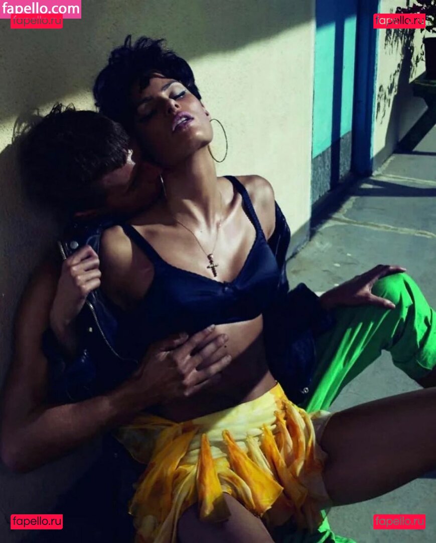 Isabeli Fontana / isabelifontana / isafontaneli Onlyfans Photo Gallery 