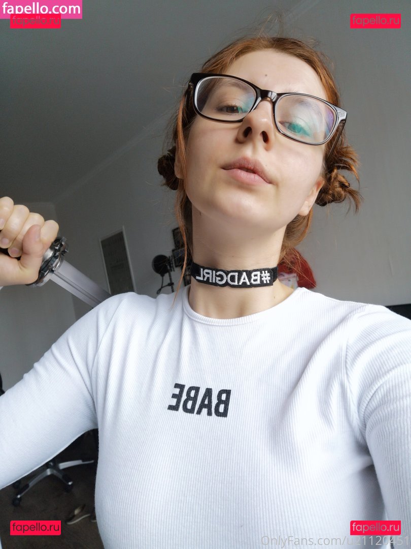 Evie Davis / cuteEviePeach / eeveenicoledavis / evie_davis Onlyfans Photo Gallery 