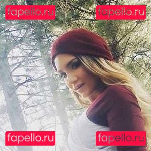 Cali Carter / calicarter86 / misscalicarter Onlyfans Photo Gallery 