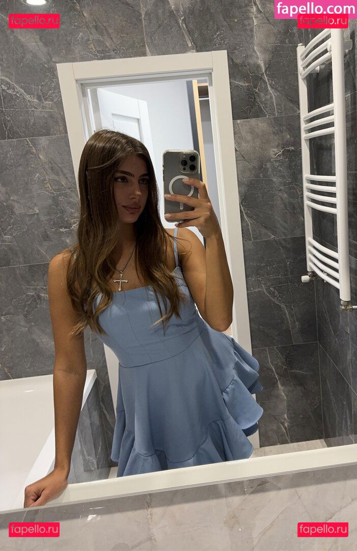 Secreteva / Secretevaa / Secretofeva Onlyfans Photo Gallery 