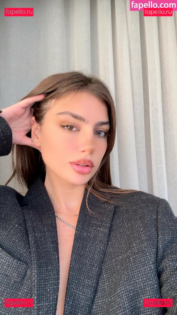 Secreteva / Secretevaa / Secretofeva Onlyfans Photo Gallery 