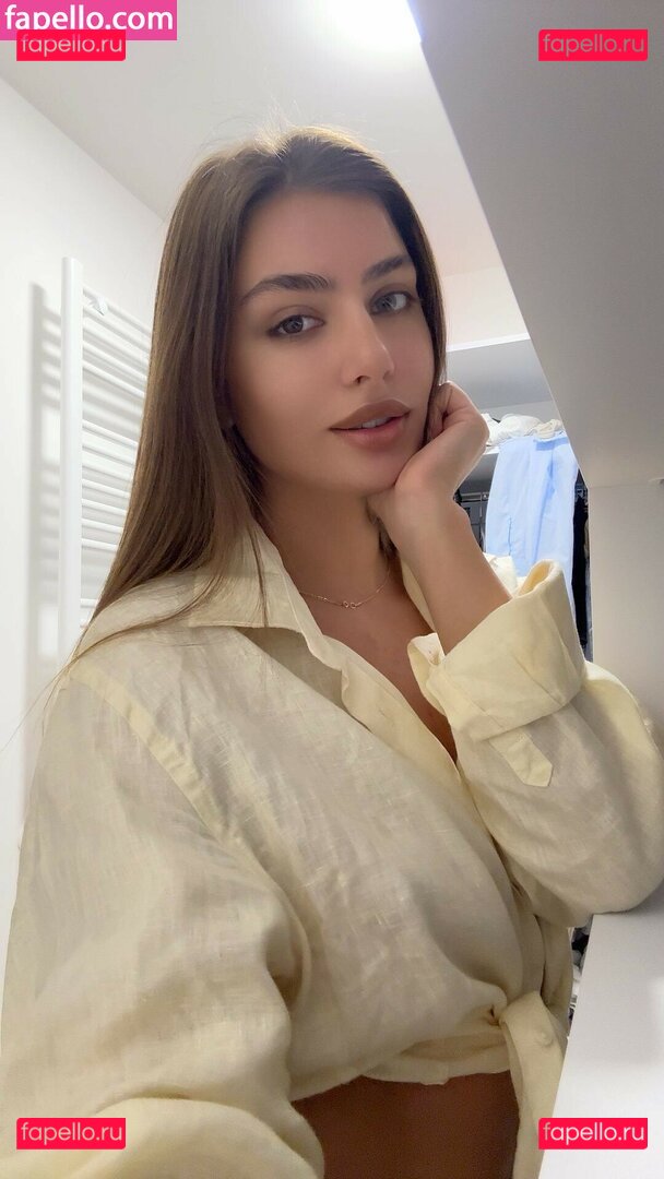 Secreteva / Secretevaa / Secretofeva Onlyfans Photo Gallery 