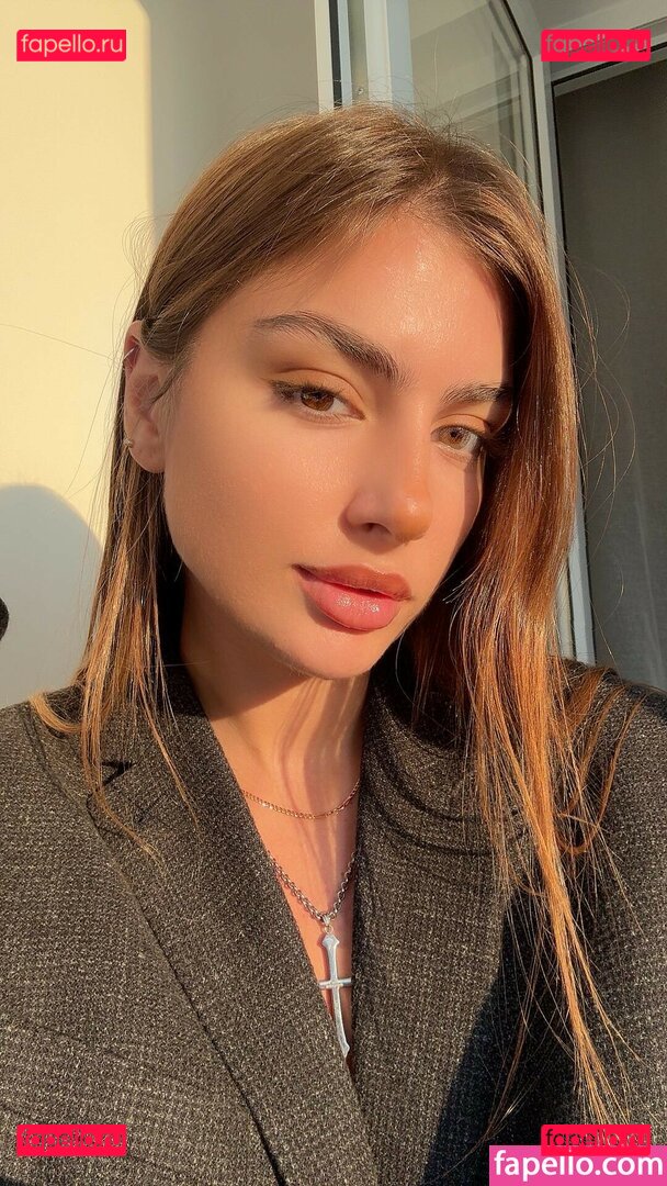 Secreteva / Secretevaa / Secretofeva Onlyfans Photo Gallery 