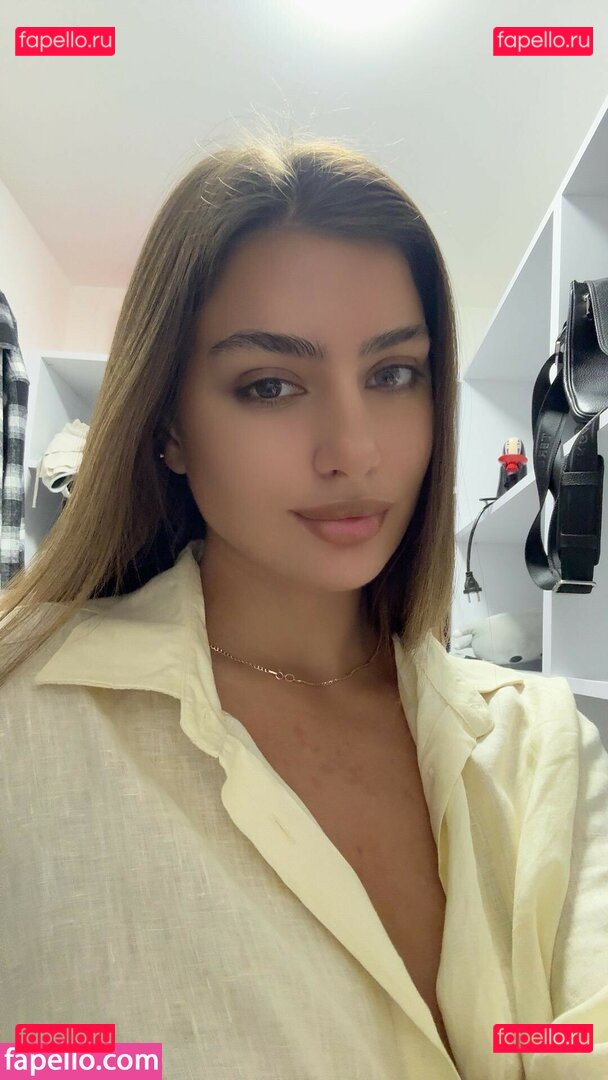 Secreteva / Secretevaa / Secretofeva Onlyfans Photo Gallery 